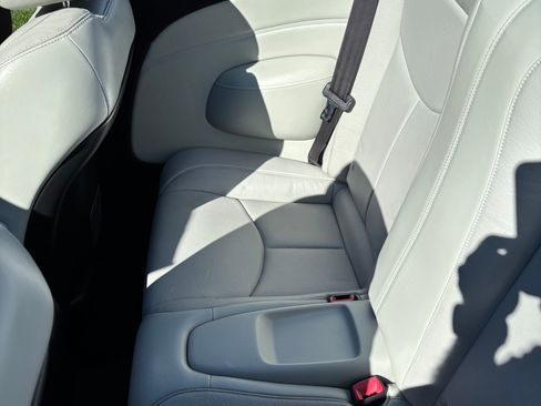 Used 2013 INFINITI G37 Sport w/ Premium Pkg image 22