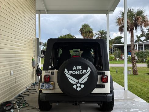 Used 2006 Jeep Wrangler Unlimited image 8