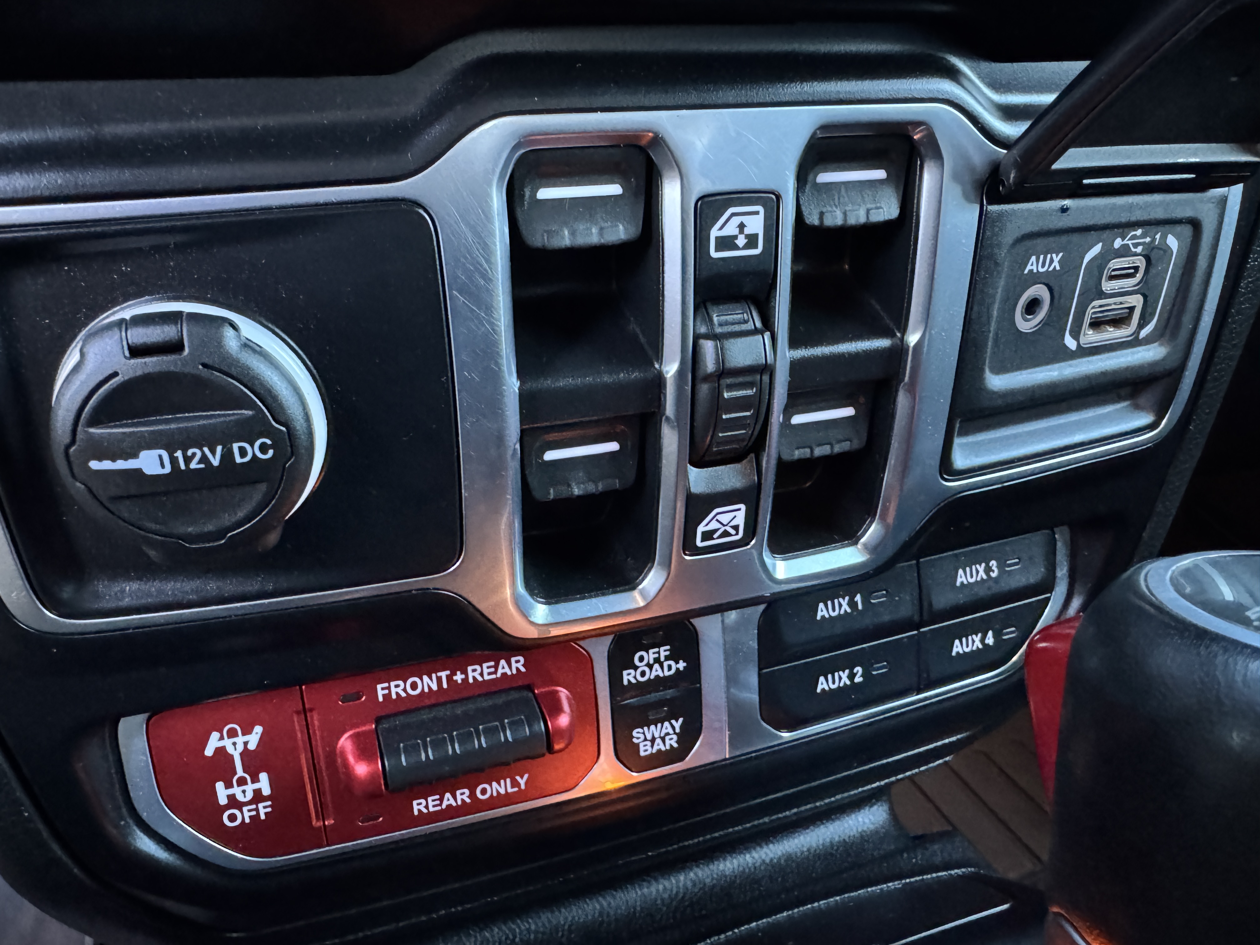 Used 2021 Jeep Gladiator Rubicon AWD/4WD image 20