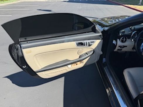 Used 2013 Mercedes-Benz SLK 250 image 14