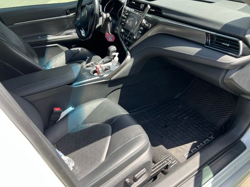 Used 2019 Toyota Camry XSE w/ Driver Assist Package FWD image 10
