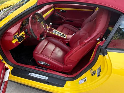 Used 2016 Porsche 911 Carrera 4 GTS image 6