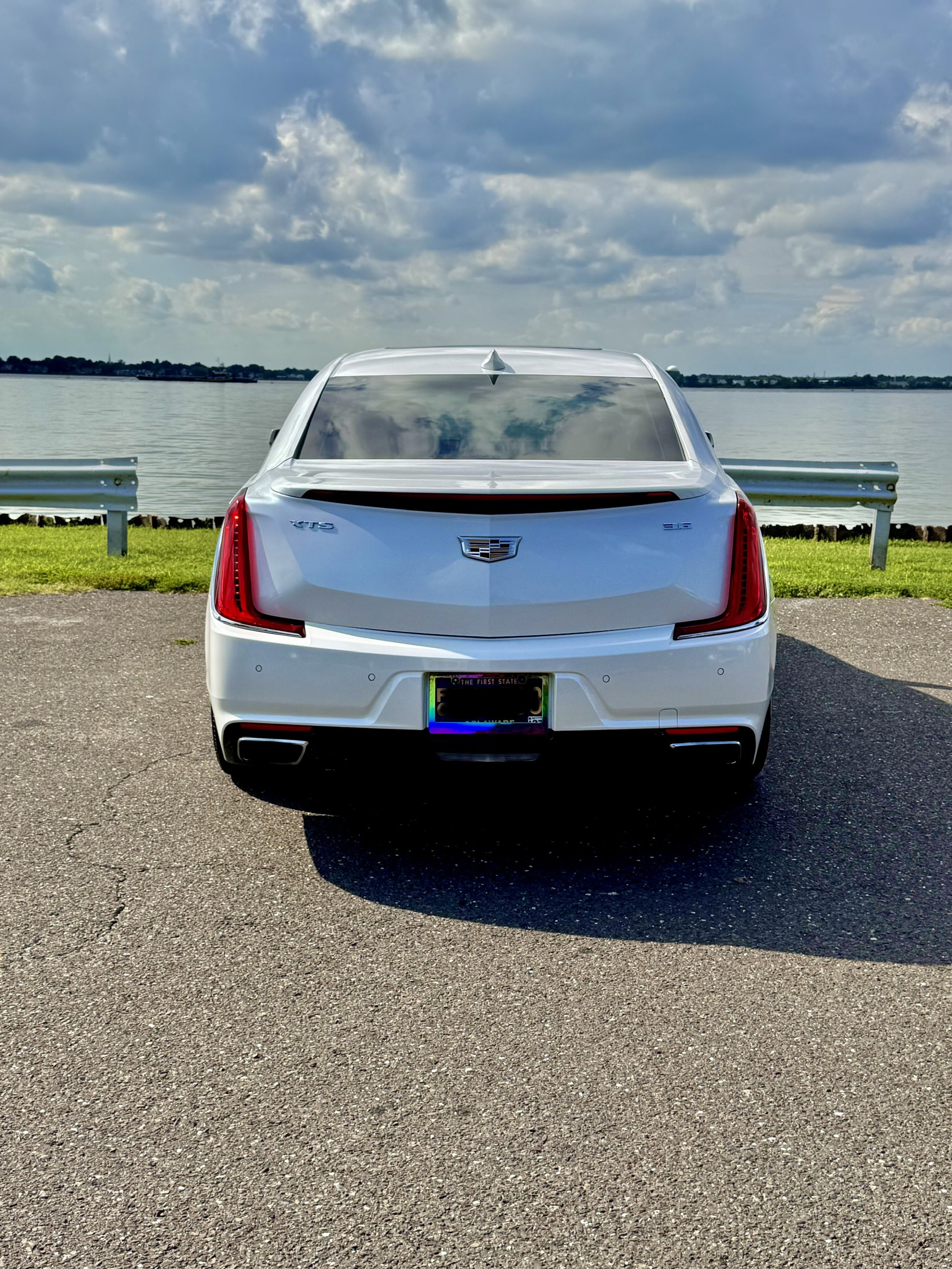 Used 2018 Cadillac XTS Luxury w/ Driver Awareness Package FWD image 10
