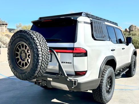 Used 2026 Lexus GX 550 image 6