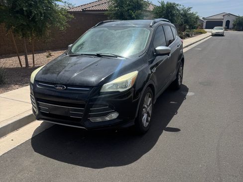Used 2016 Ford Escape SE w/ SE Chrome Package image 11