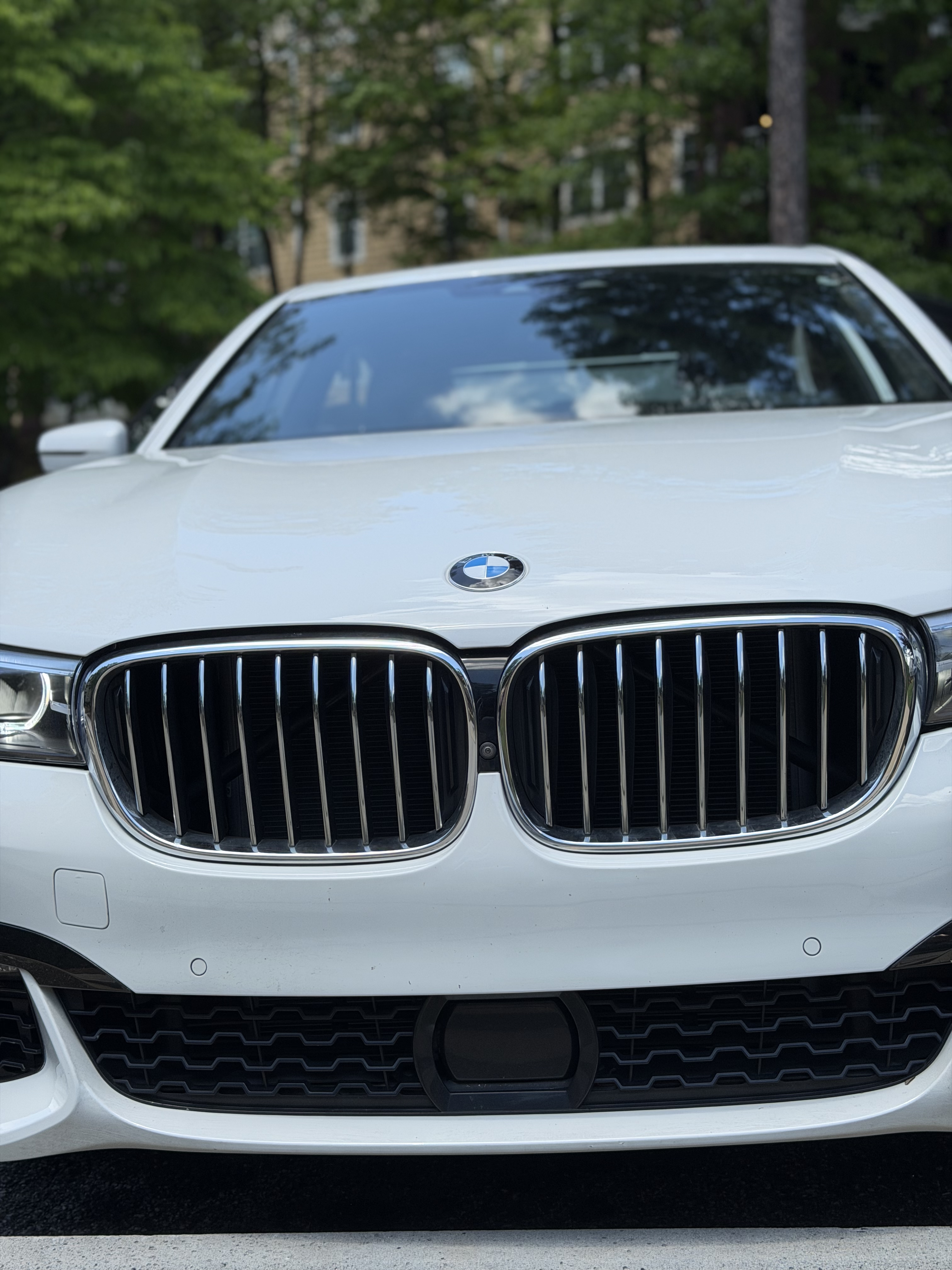 Used 2019 BMW 740i w/ Executive Package RWD image 24