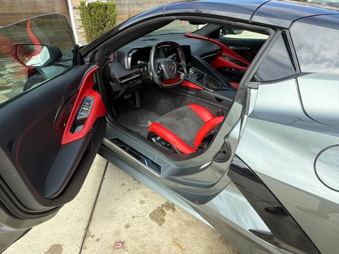 Used 2022 Chevrolet Corvette Stingray Preferred Conv w/ Z51 Performance Package RWD image 6