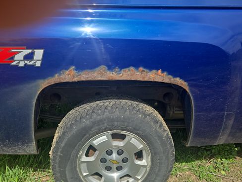 Used 2013 Chevrolet Silverado 1500 LT w/ All-Star Edition AWD/4WD image 4