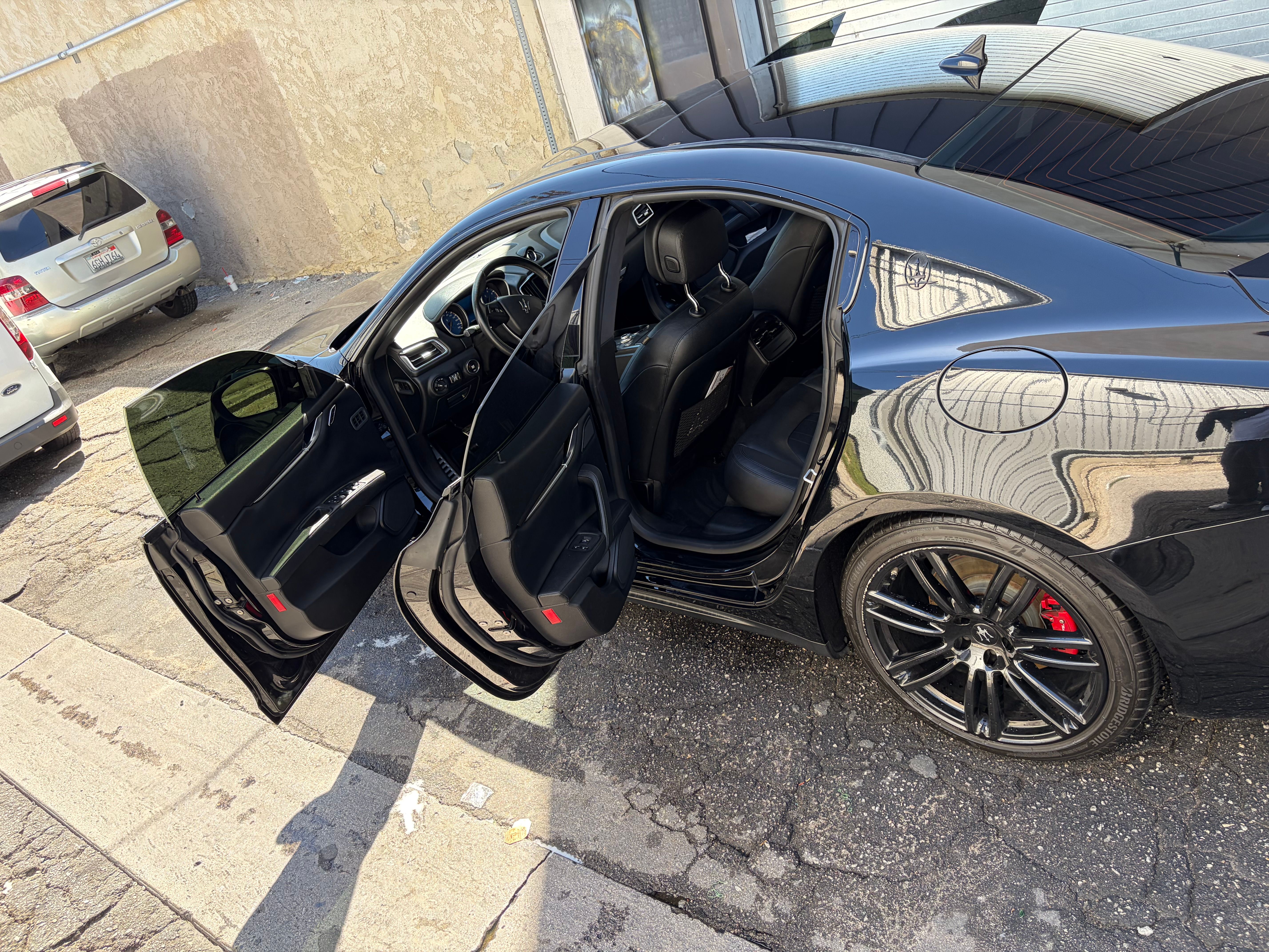 Used 2018 Maserati Ghibli RWD image 16