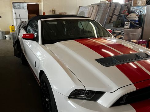 Used 2013 Ford Mustang Shelby GT500 image 5