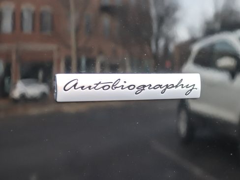 Used 2014 Land Rover Range Rover Long Wheelbase Autobiography image 11