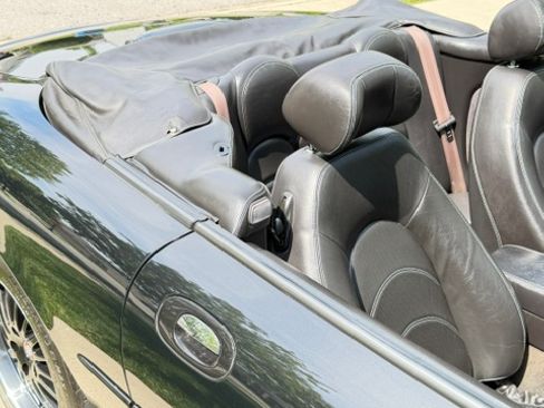 Used 2002 Jaguar XK8 Convertible RWD image 9