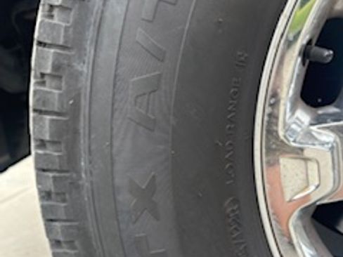 Used 2012 Ford F250 Lariat w/ Chrome Pkg image 28