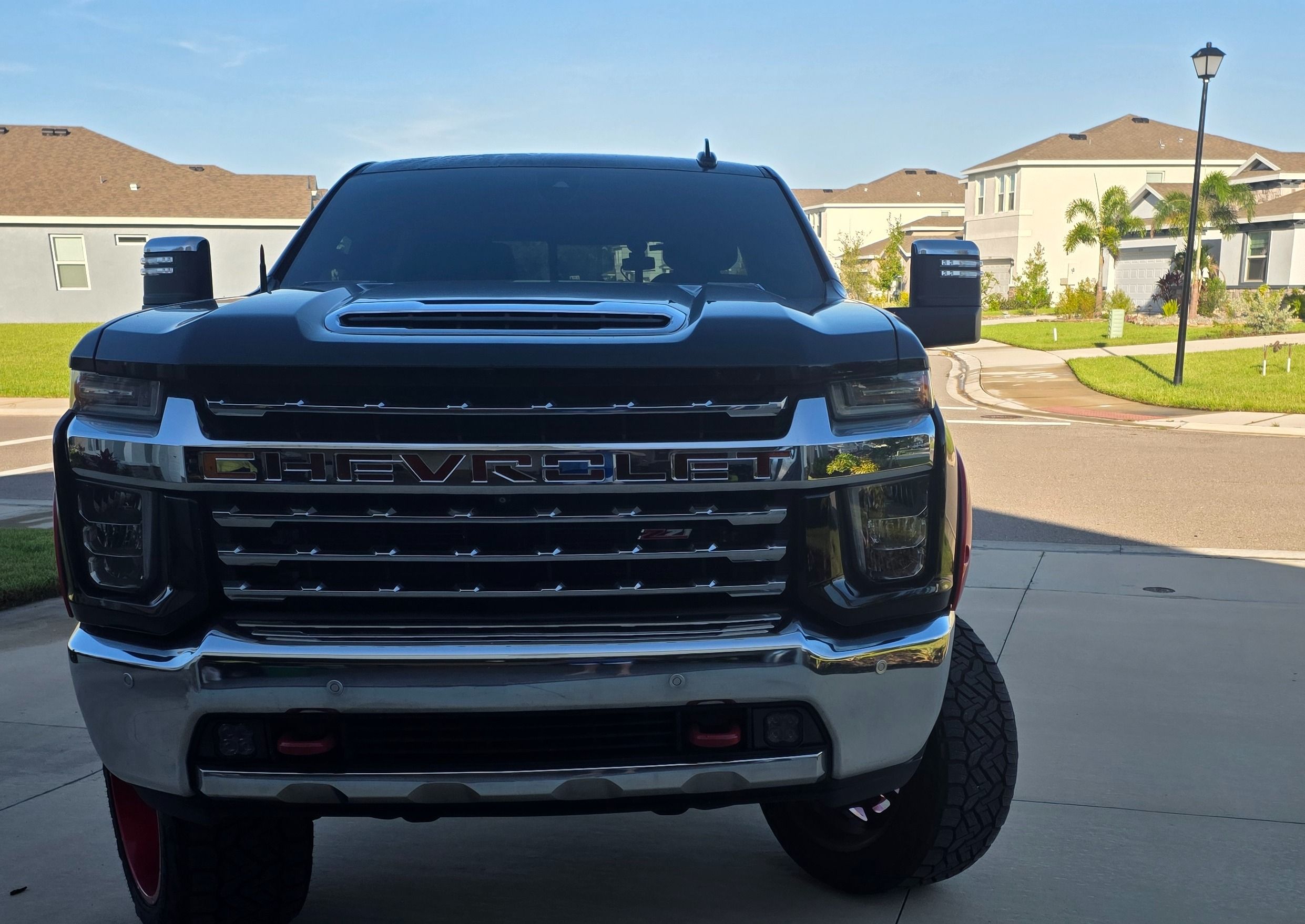 Used 2020 Chevrolet Silverado 3500 LTZ w/ LTZ Premium Package AWD/4WD image 4