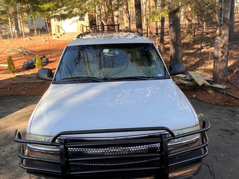 Used 2003 Chevrolet Suburban LS w/ LS Preferred Equipment Group image 8