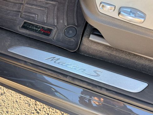 Used 2016 Porsche Macan S image 8