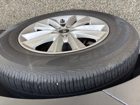 Used 2020 Kia Sorento LX image 13