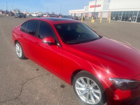 Used 2016 BMW 320i xDrive Sedan AWD/4WD image 9