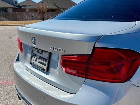 Used 2017 BMW 330i Sedan image 6