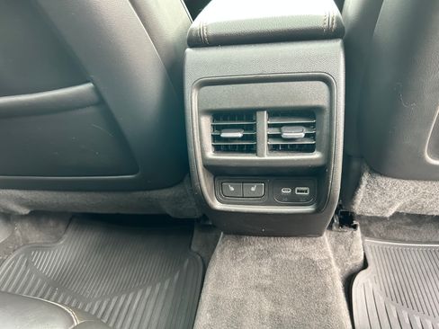 Used 2020 Cadillac XT4 Sport image 11