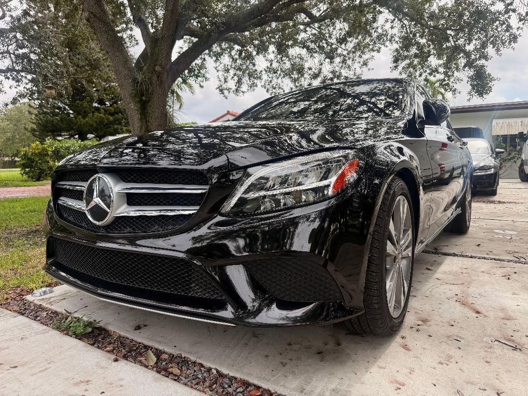 Used 2019 Mercedes-Benz C 300 Sedan image 2