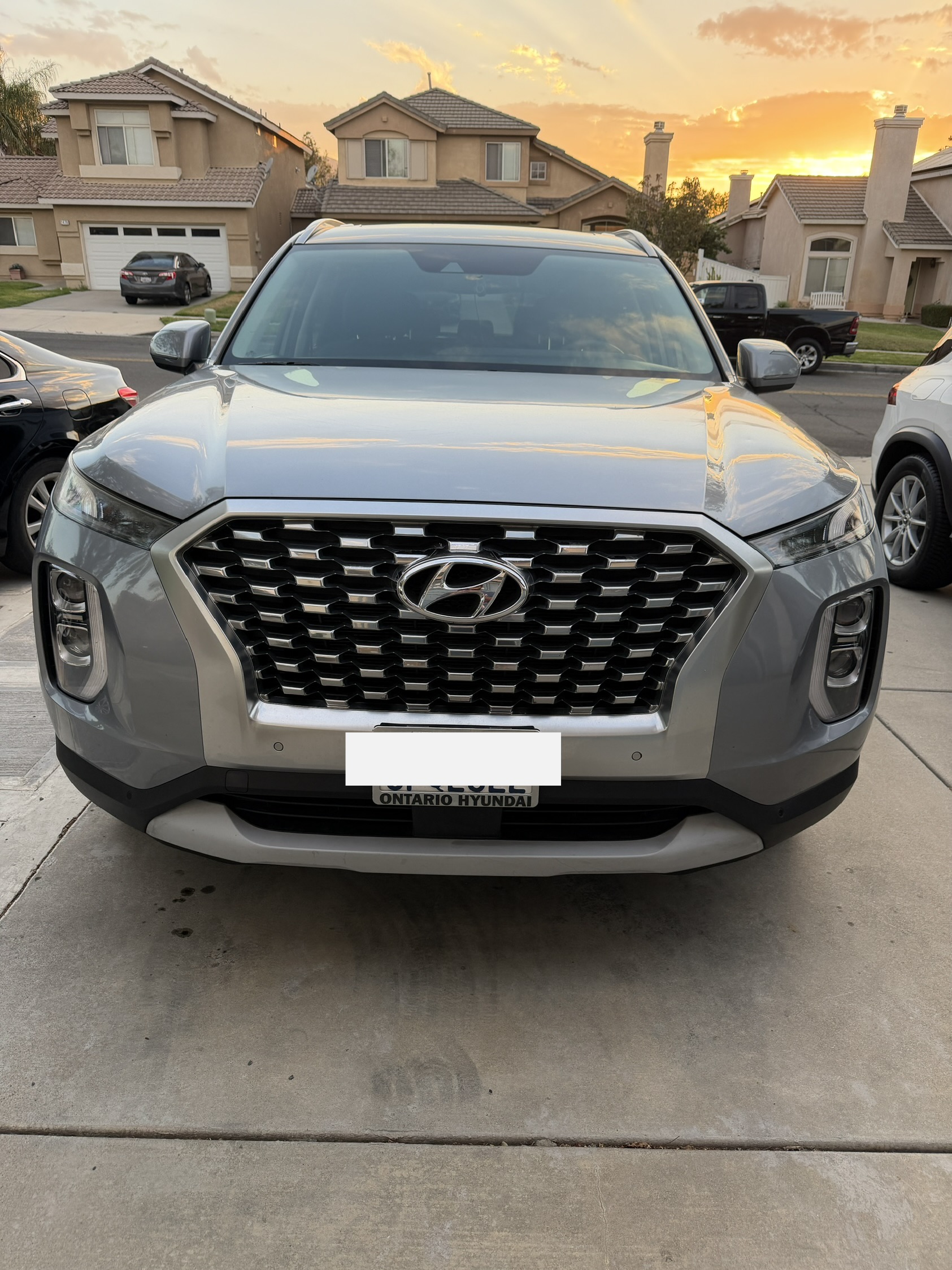 Used 2020 Hyundai Palisade SEL FWD image 2