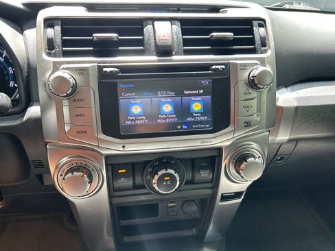 Used 2014 Toyota 4Runner SR5 Premium AWD/4WD image 9