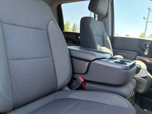 Used 2022 Chevrolet Silverado 2500 LT w/ Convenience Package AWD/4WD image 29