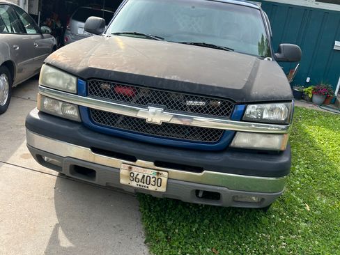 Used 2003 Chevrolet Silverado 1500 LS w/ Off-Road Package AWD/4WD image 9