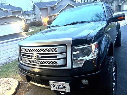 Used 2013 Ford F150 Platinum image 2