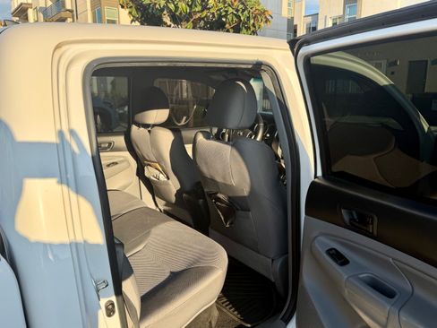 Used 2013 Toyota Tacoma PreRunner w/ TRD Sport Pkg RWD image 27
