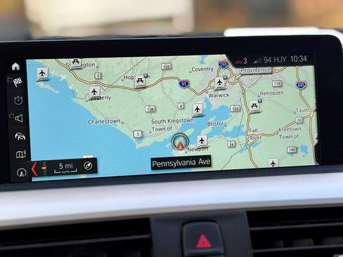 Used 2018 BMW 320i xDrive Sedan w/ Convenience Package image 10