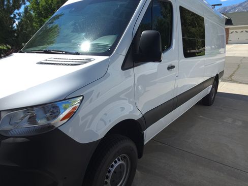 Used 2019 Mercedes-Benz Sprinter 4x4 170 image 5