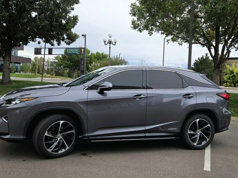 Used 2017 Lexus RX 450h AWD w/ Luxury Package image 1