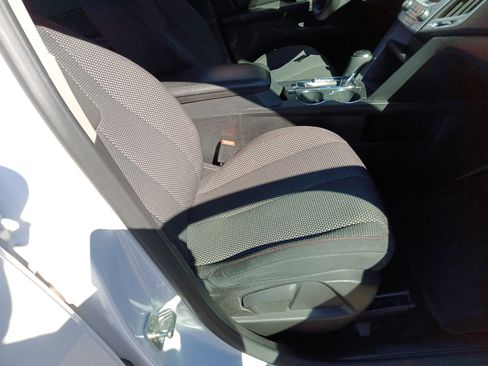 Used 2016 GMC Terrain SLE image 13