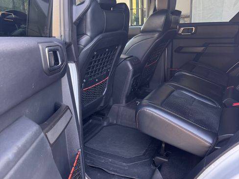 Used 2023 Ford Bronco Raptor AWD/4WD image 10