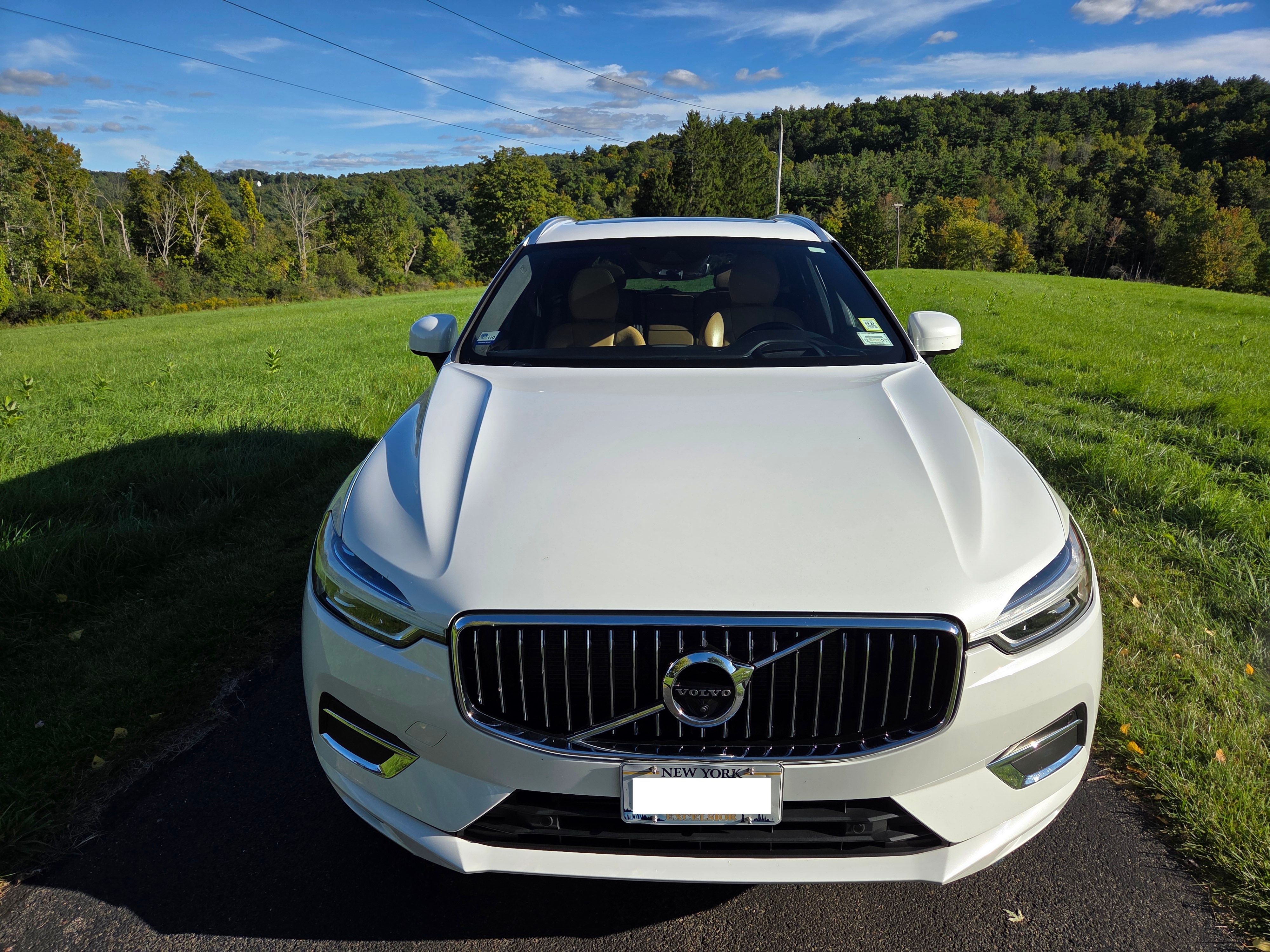 Used 2021 Volvo XC60 T5 Inscription w/ Protection Package AWD/4WD image 2