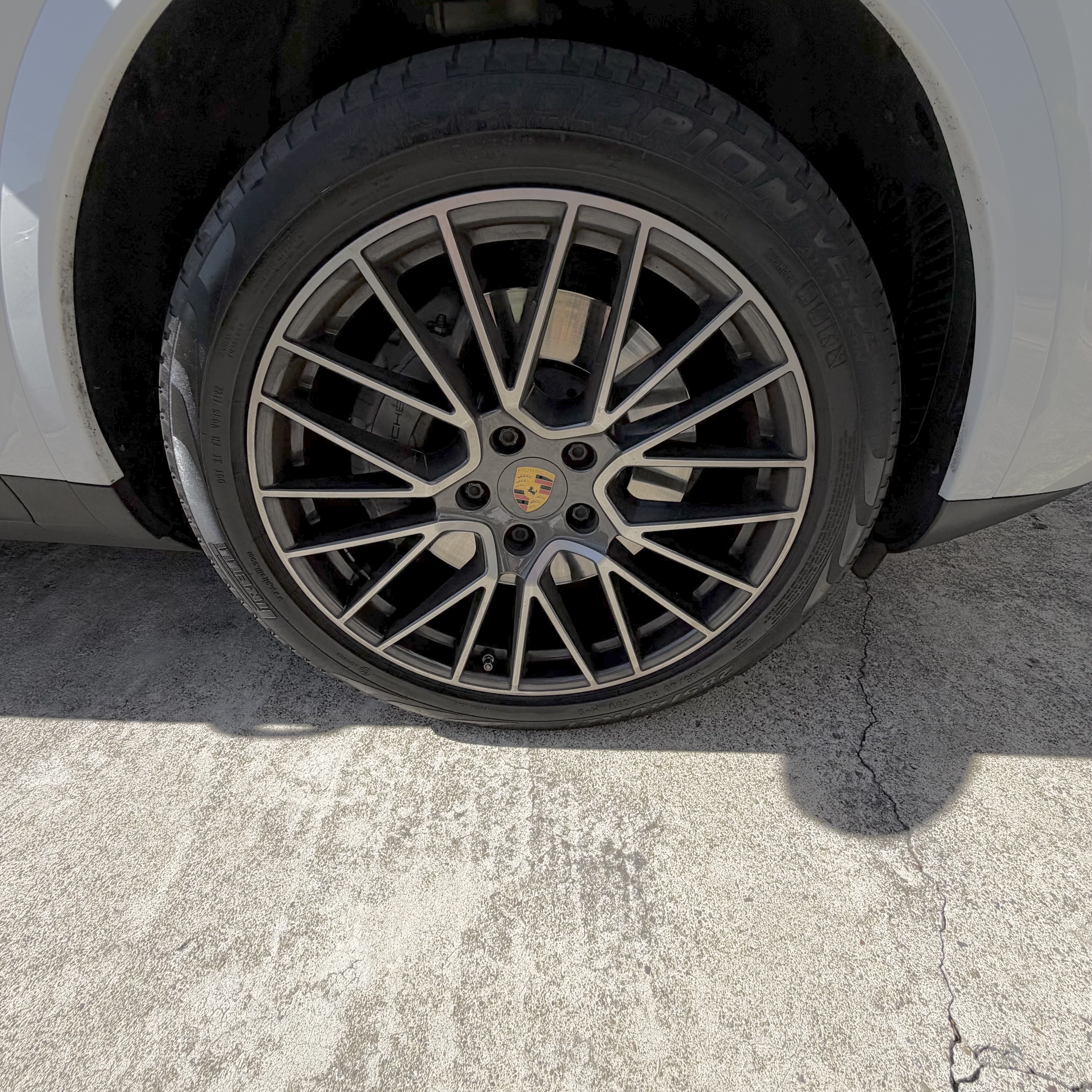 Used 2020 Porsche Cayenne S AWD/4WD image 11
