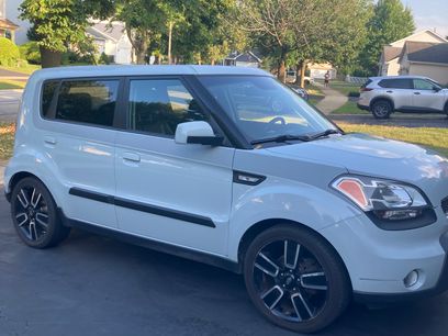 Used 2010 Kia Soul + w/ Ghost Special Edition Pkg