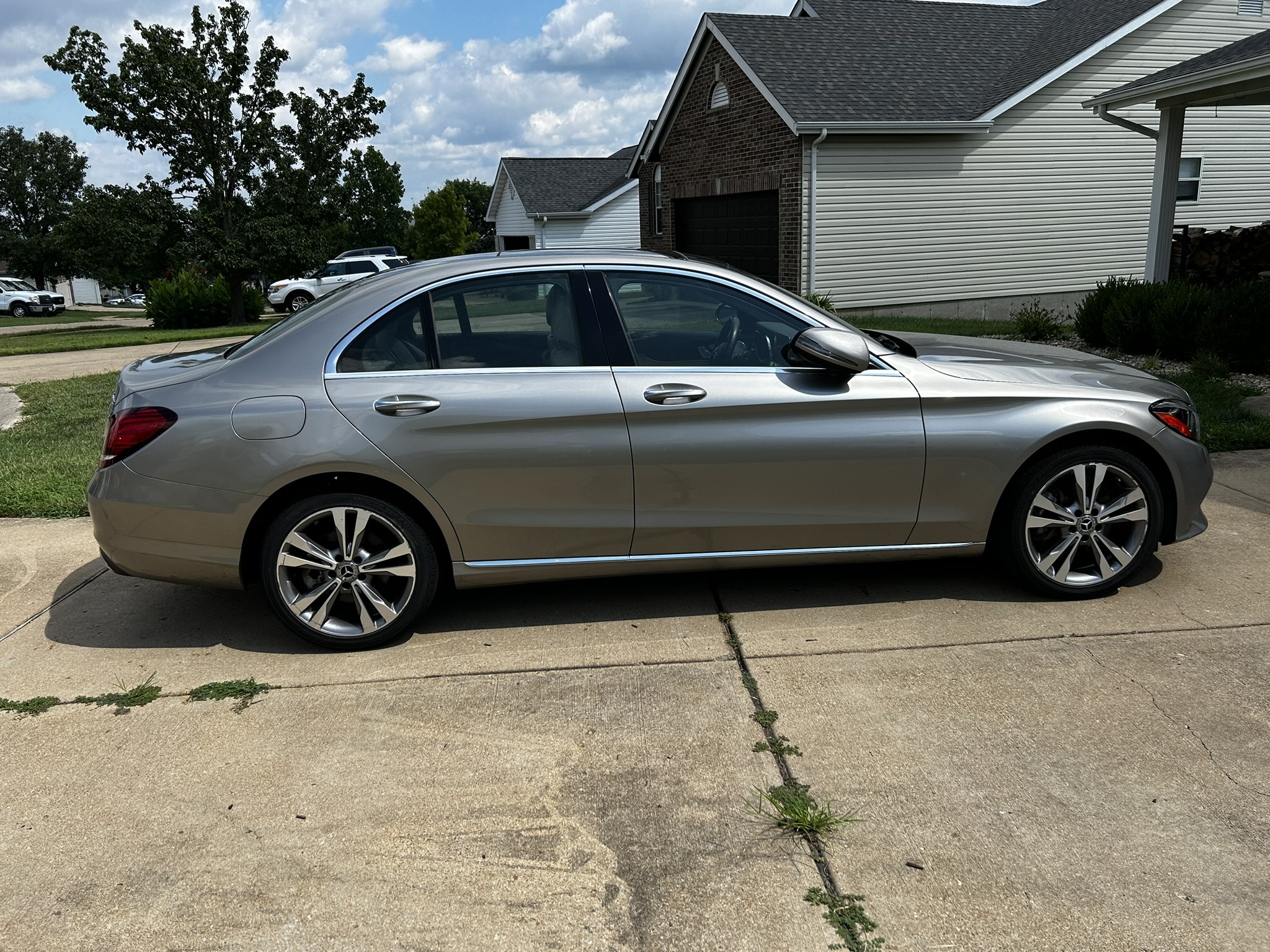 Used 2019 Mercedes-Benz C 300 4MATIC Sedan image 10