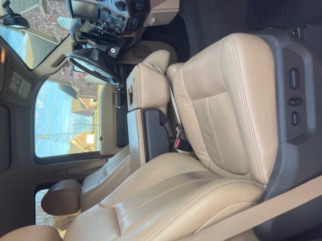 Used 2013 Ford F350 Lariat w/ Lariat Ultimate Pkg AWD/4WD image 9