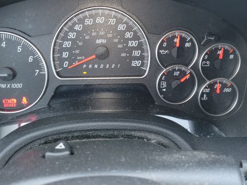 Used 2006 GMC Envoy SLT image 10