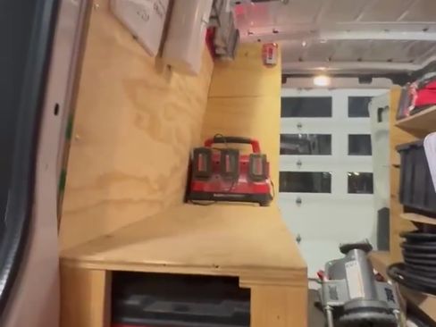 Used 2021 Mercedes-Benz Sprinter 2500 image 11