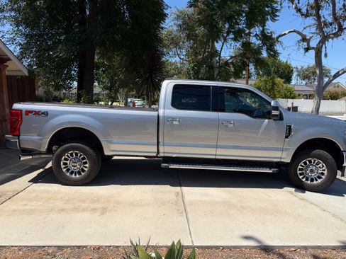 Used 2021 Ford F350 XLT w/ XLT Premium Package AWD/4WD image 10