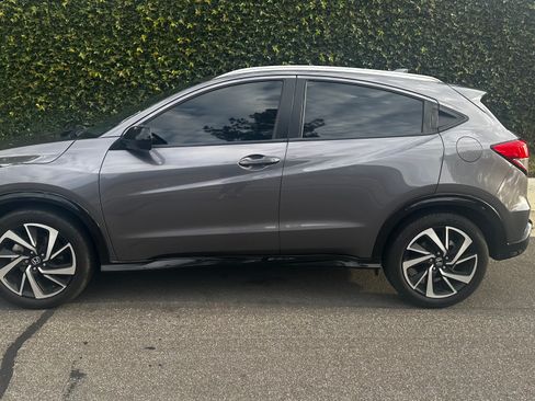 Used 2019 Honda HR-V Sport image 4