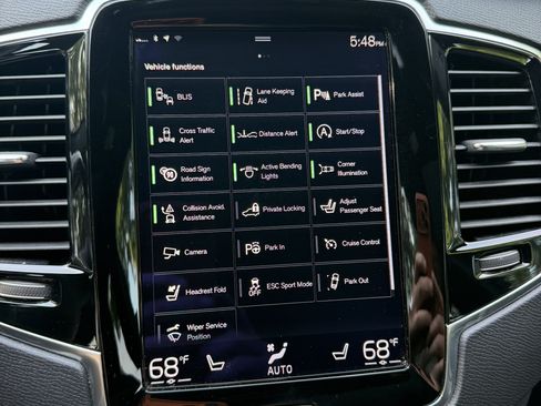 Used 2017 Volvo XC90 T5 R-Design w/ Vision Package FWD image 18