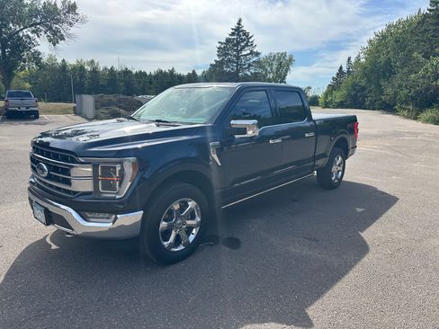 Used 2021 Ford F150 Lariat w/ Equipment Group 502A High AWD/4WD image 4
