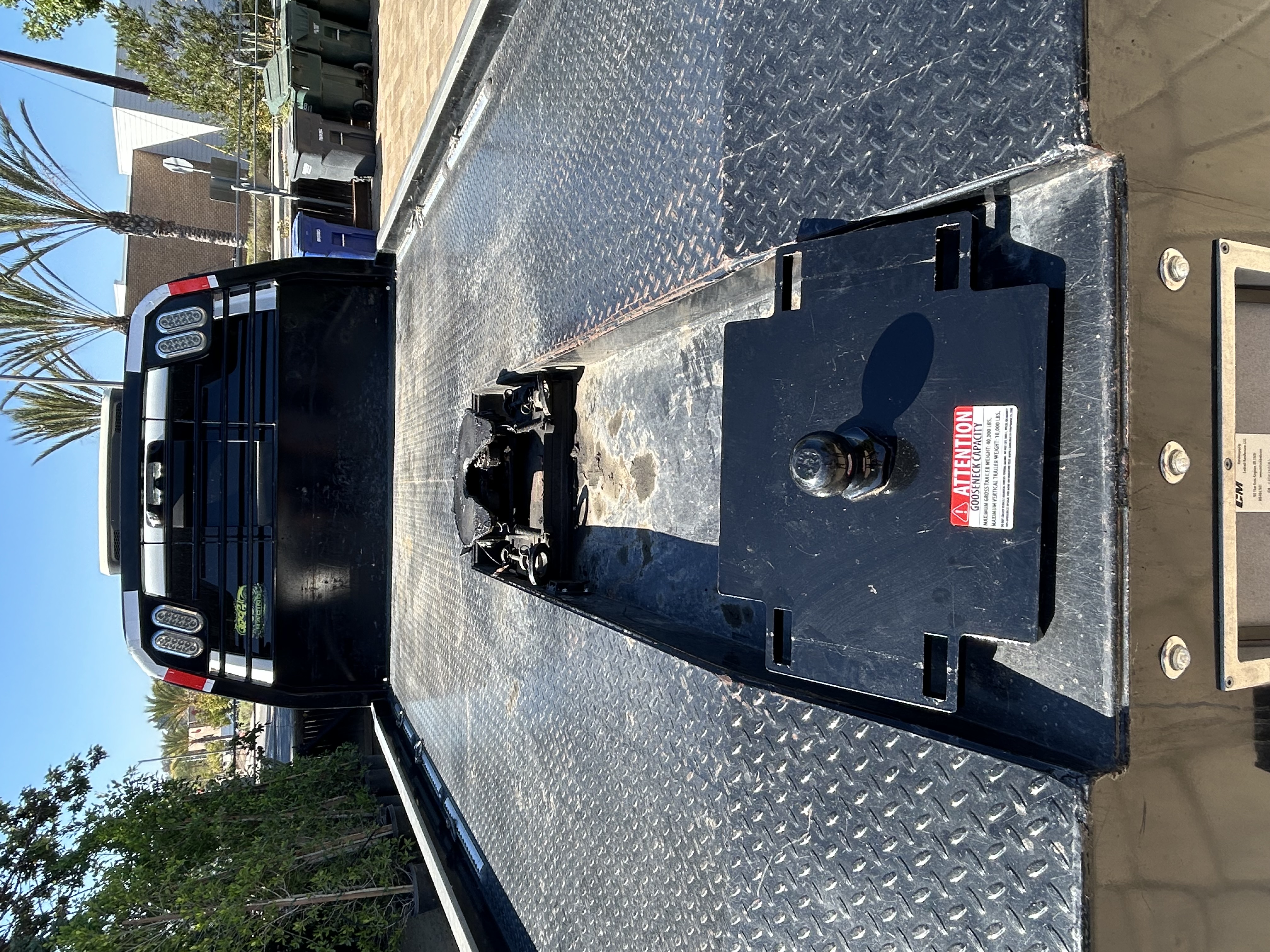 Used 2022 RAM 5500 4x4 Crew Cab image 9