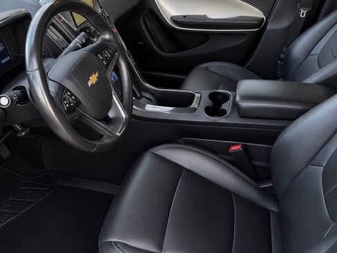 Used 2013 Chevrolet Volt Premium w/ Premium Trim Package FWD image 8