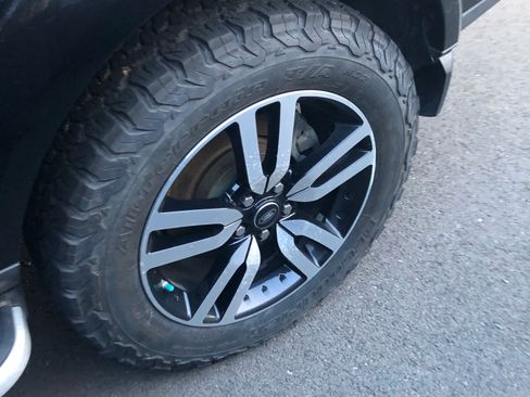 Used 2016 Land Rover LR4 HSE LUX image 5